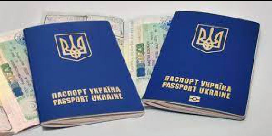 ДБР затримало співробітника ДМСУ який продавав паспорти громадянина України іноземцям - Корупіонер в Україні