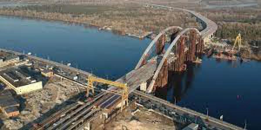 У столиці чиновники КМДА намагались привласнити близько 3 млрд. грн на будівництві Подільського моста - Корупціонер в Україні