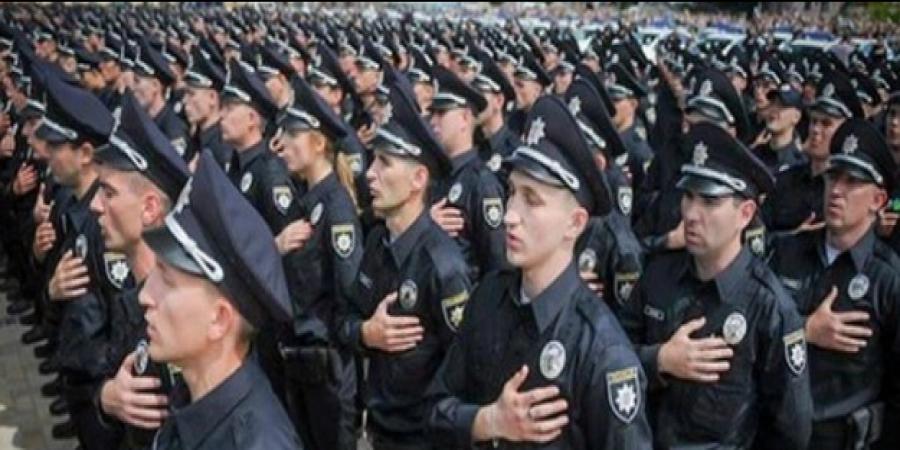 За хабар у 3 тис. доларів США високопосадовець одеської поліції пропонував укриття доказів по кримінальній справі - Корупціонер в Україні